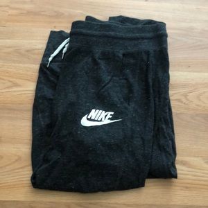 Nike 3/4 joggers
